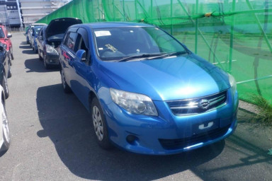 Toyota Corolla Fielder NZE141G