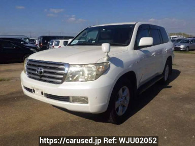 Toyota Land Cruiser UZJ200W