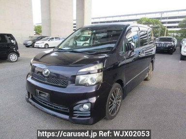 Toyota Voxy ZRR70W