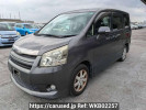 Toyota Noah ZRR70W