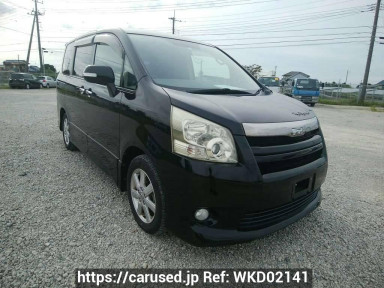 Toyota Noah ZRR70W