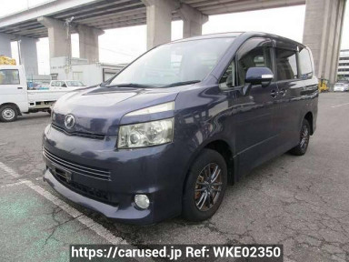 Toyota Voxy ZRR75W