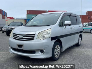 Toyota Noah ZRR70G