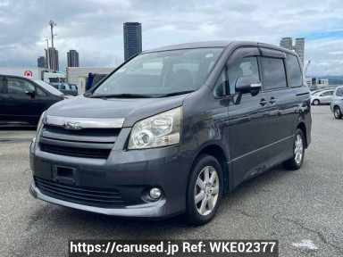 Toyota Noah ZRR70W