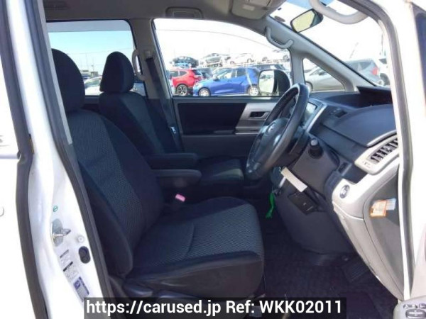 Used 2008 AT toyota noah ZRR75G Image[13]