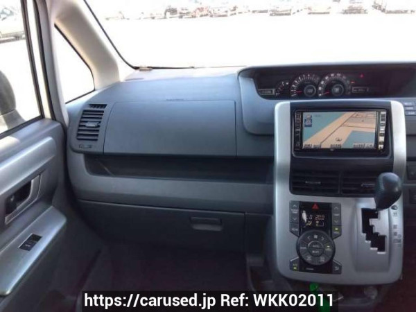Used 2008 AT toyota noah ZRR75G Image[20]