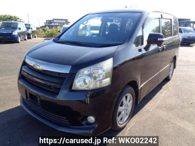 Toyota Noah ZRR70W