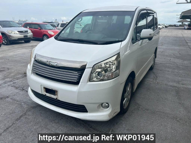 Toyota Noah ZRR75W