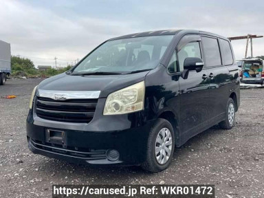 Toyota Noah ZRR70G