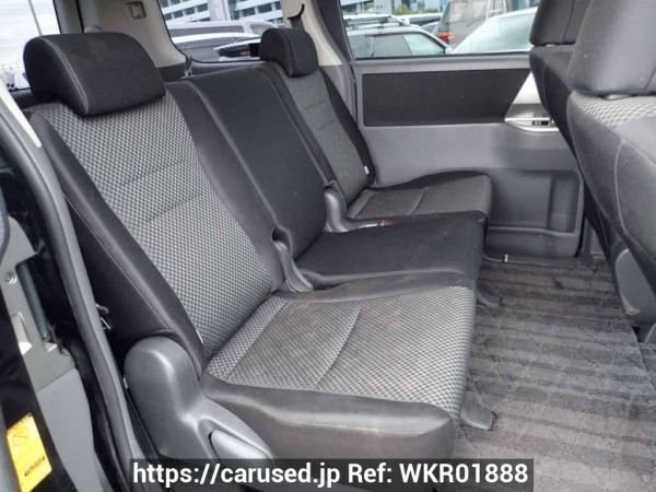 Used 2009 AT toyota noah ZRR75W Image[13]