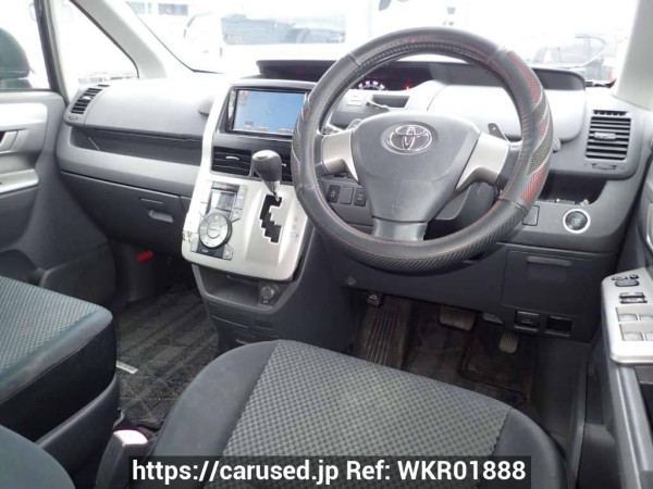 Used 2009 AT toyota noah ZRR75W Image[16]