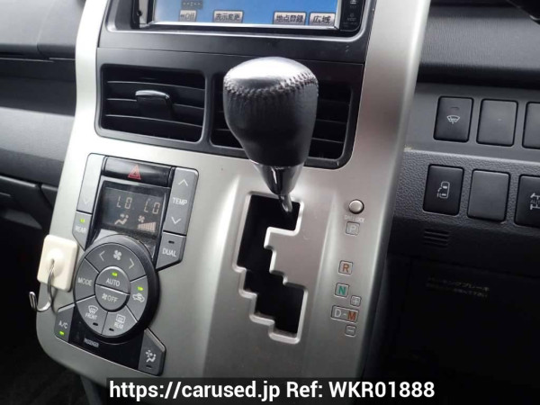 Used 2009 AT toyota noah ZRR75W Image[23]