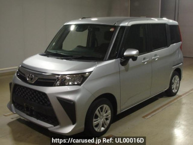 Toyota Roomy M900A