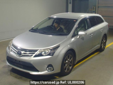 Toyota Avensis Wagon ZRT272W