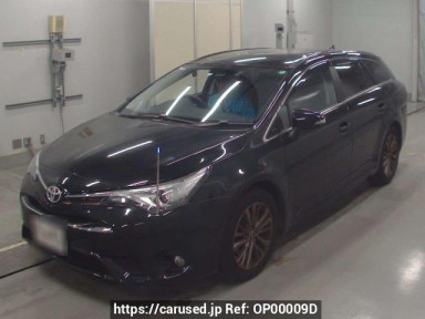 Toyota Avensis Wagon ZRT272W