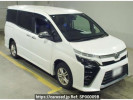 Toyota Voxy ZRR85W