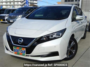 Nissan Leaf ZE1