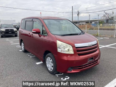 Toyota Noah ZRR70G