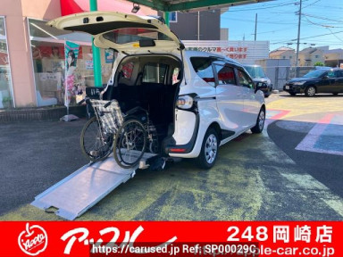 Toyota Sienta NSP172G