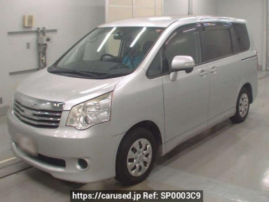 Toyota Noah ZRR70Gｶｲ