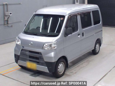 Daihatsu Hijet Cargo S331V