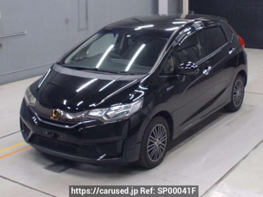 Honda Fit Hybrid GP5