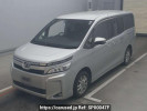 Toyota Voxy ZRR80G