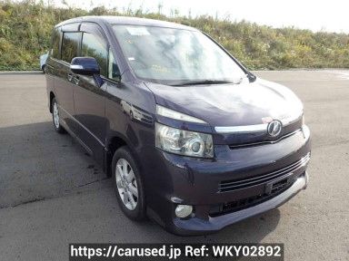 Toyota Voxy ZRR70W