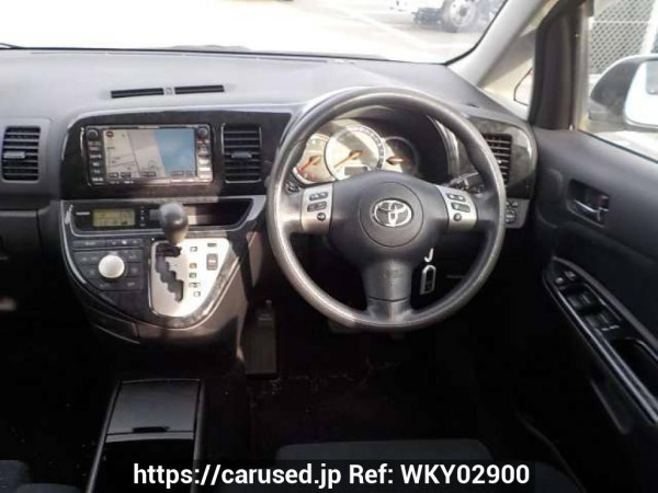 Used 2005 AT toyota wish ANE10G Image[16]