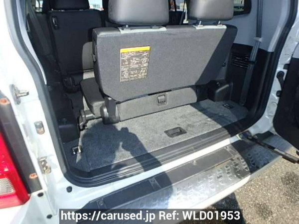 Used 2005 AT mitsubishi pajero V73W Image[8]