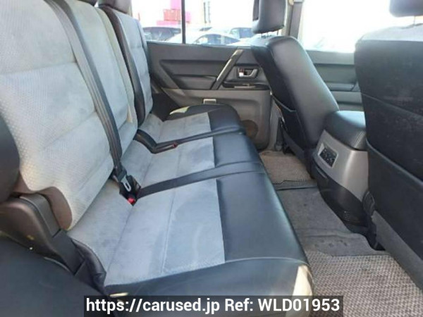Used 2005 AT mitsubishi pajero V73W Image[17]