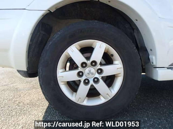 Used 2005 AT mitsubishi pajero V73W Image[31]