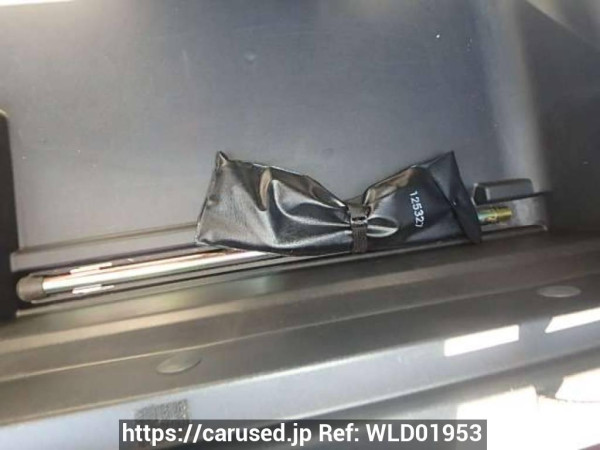 Used 2005 AT mitsubishi pajero V73W Image[43]