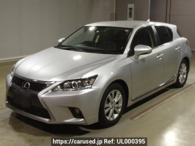 Lexus CT ZWA10