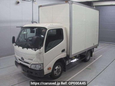 Toyota Dyna Truck XZU605