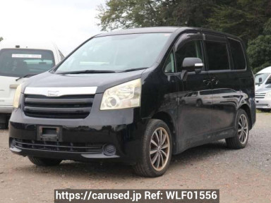 Toyota Noah ZRR70W