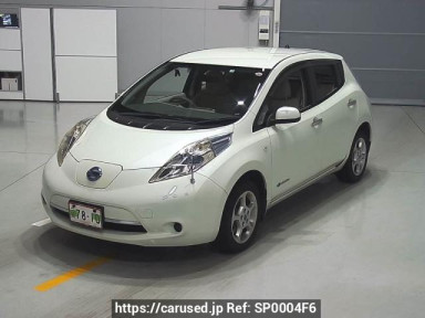 Nissan Leaf ZE0