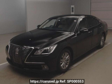 Toyota Crown GRS210