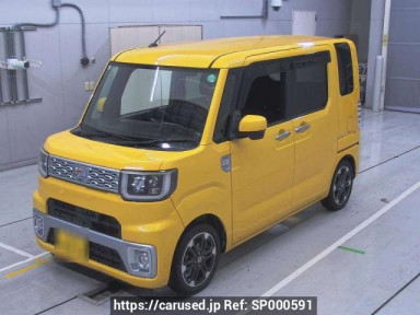 Daihatsu Wake LA700S