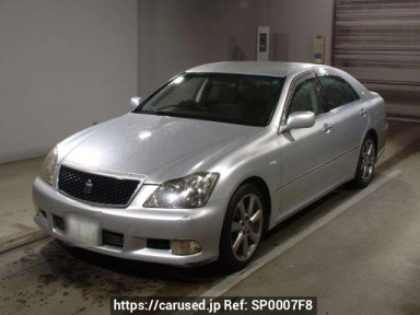 Toyota Crown GRS184