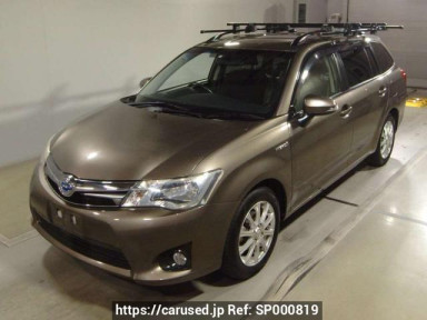 Toyota Corolla Fielder NKE165G