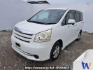 Toyota Noah ZRR75G