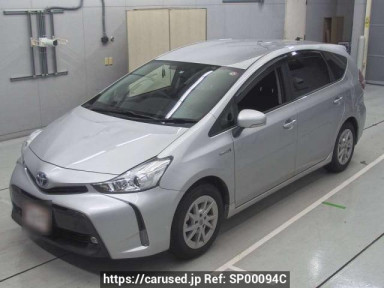 Toyota Prius alpha ZVW40W