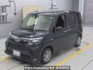 Toyota Roomy M900A