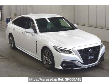 Toyota Crown Hybrid AZSH20