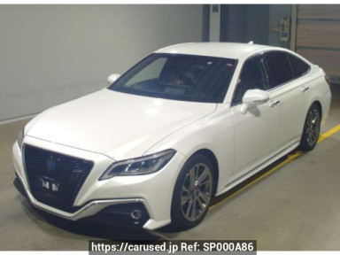 Toyota Crown Hybrid AZSH20