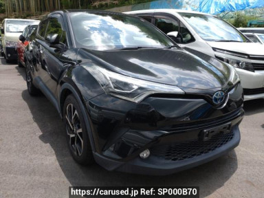 Toyota C-HR ZYX10