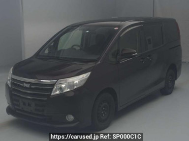 Toyota Noah ZRR85G