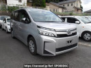 Toyota Voxy ZRR80G