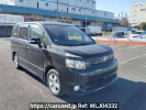 Toyota Voxy ZRR70W